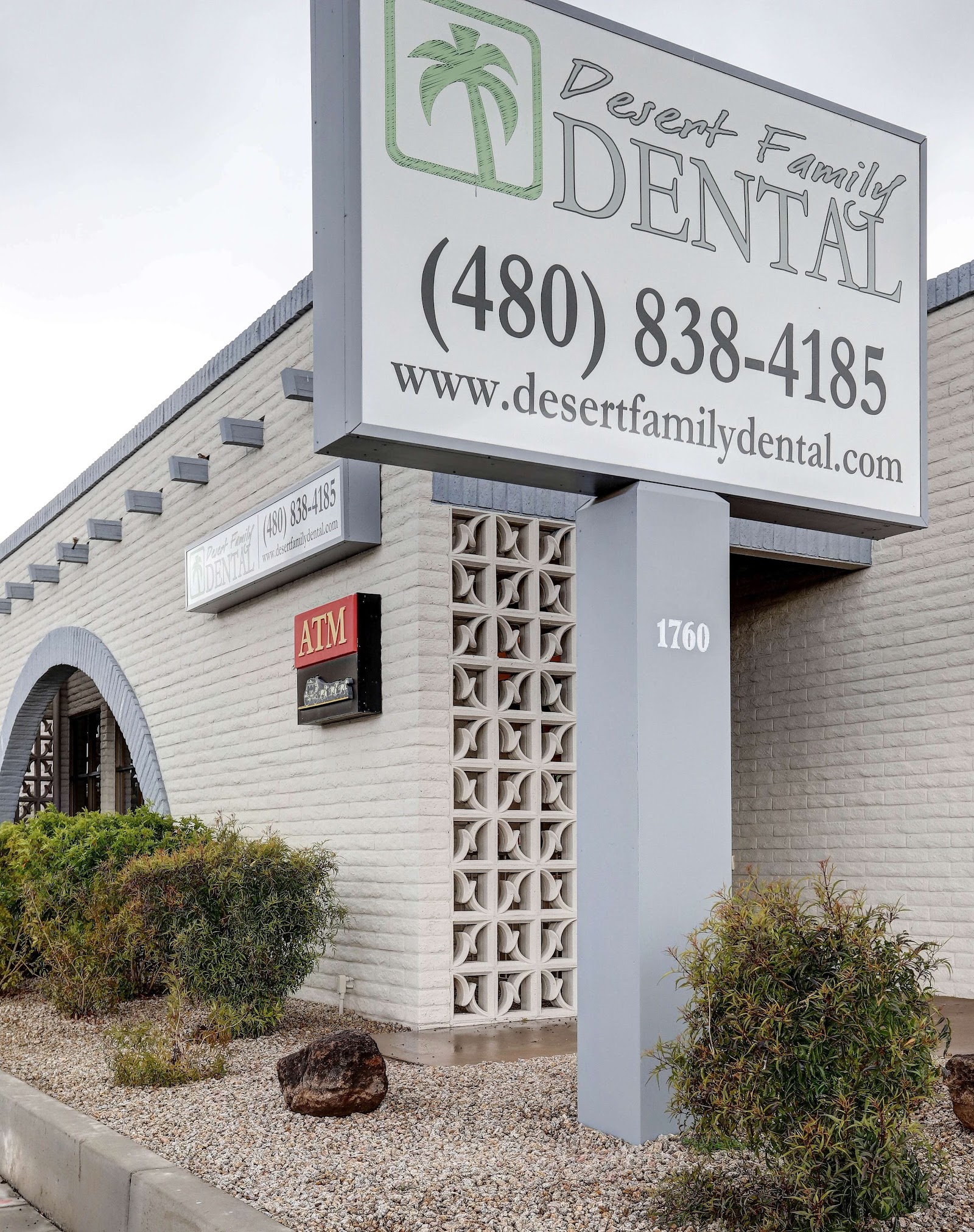 Desert Family Dental treatment room